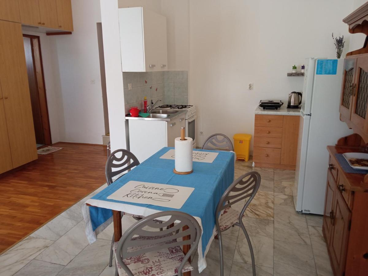 Apartments Mamic Pula Exterior photo